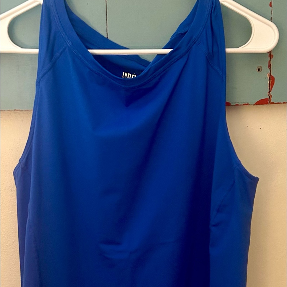 lily pulitzer luxletic top